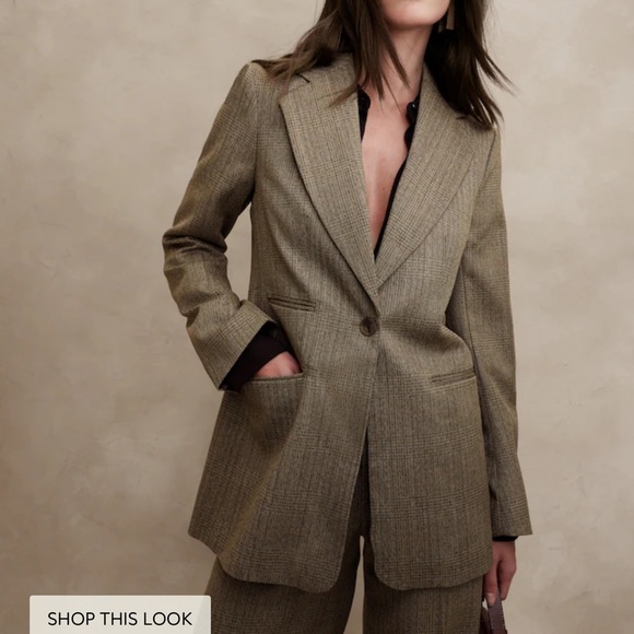 BANANA REPUBLIC‼️‼️. LIDO SCULPTED ITALIAN WOOL BLAZER - Picture 5 of 7